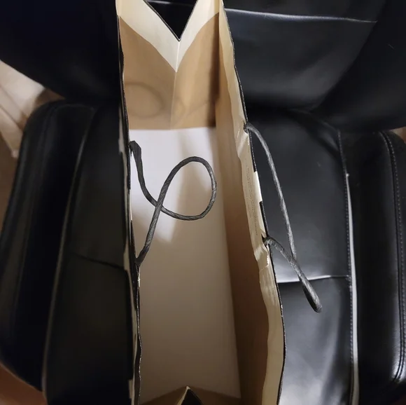 Kate Spade Large Shopping Bag - Picture 3 of 6